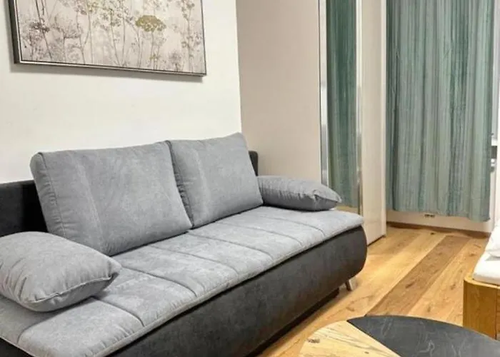 Cozy In Ottakiring Area Apartment Wien